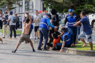 Querella por agresión a funcionarios en Antofagasta durante fiscalización en plaza
