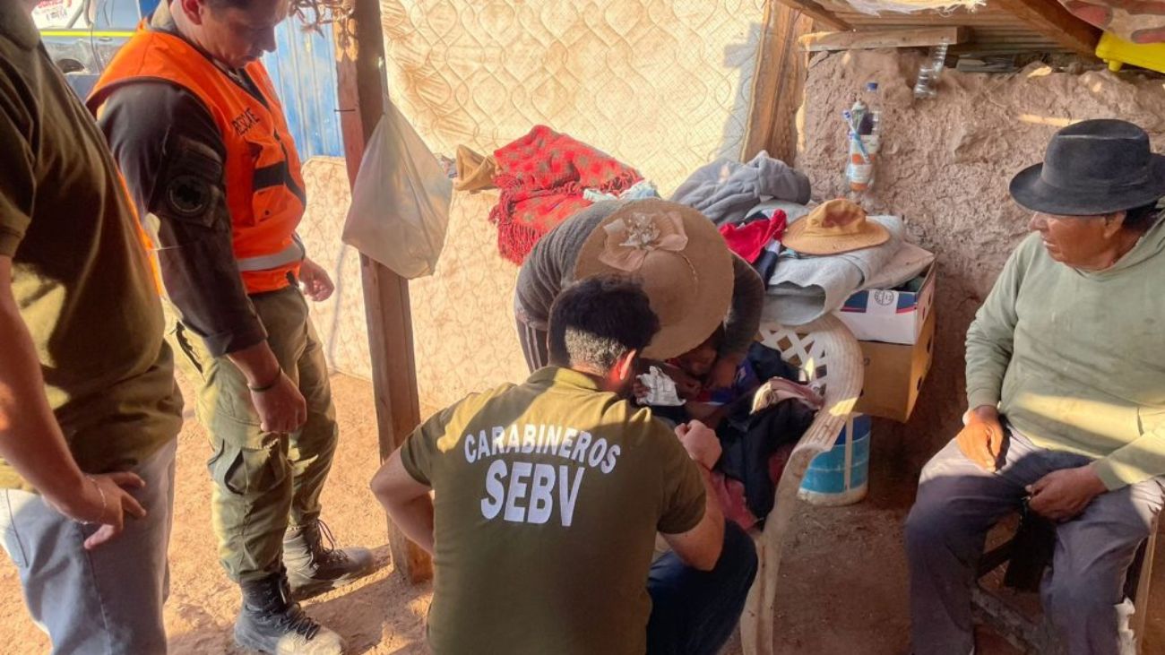 Rescatan con vida a niño de 2 años desaparecido en Pozo Almonte Rescatan con vida a niño de 2 años desaparecido en Pozo Almonte