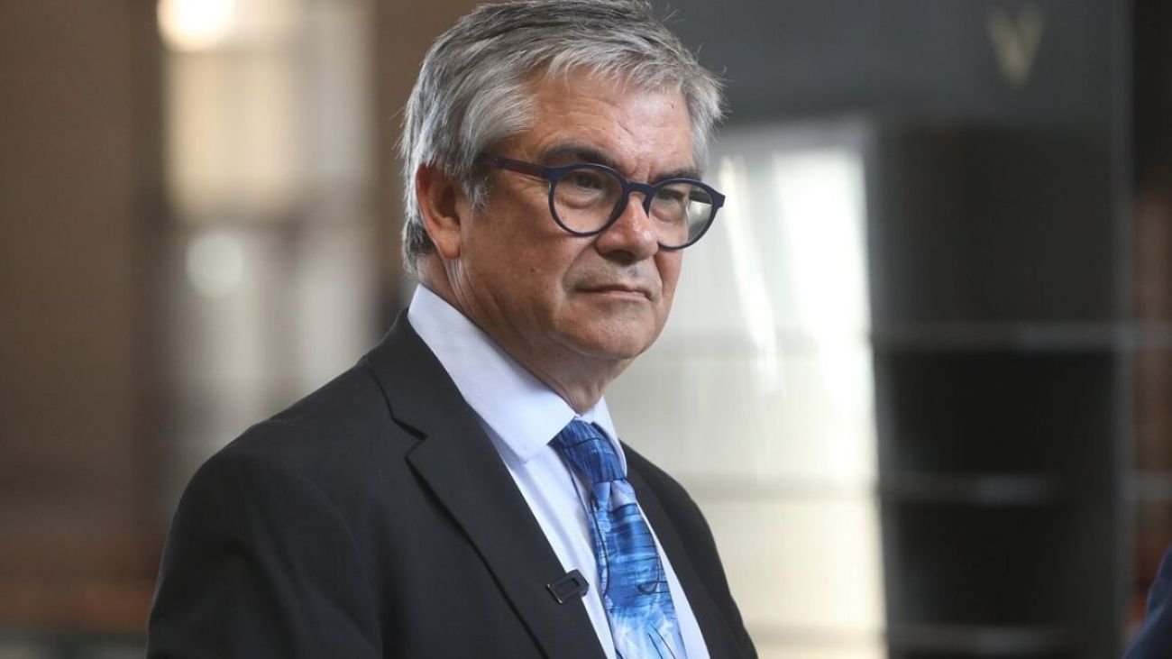 Ministro de Hacienda explicará traspasos millonarios de Corfo en conferencia Ministro de Hacienda explicará traspasos millonarios de Corfo en conferencia