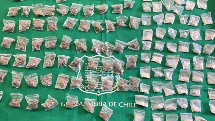 Detienen a mujer por intentar ingresar droga a cárcel femenina