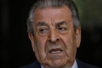 Posible candidatura presidencial de Eduardo Frei Ruiz-Tagle gana respaldo político