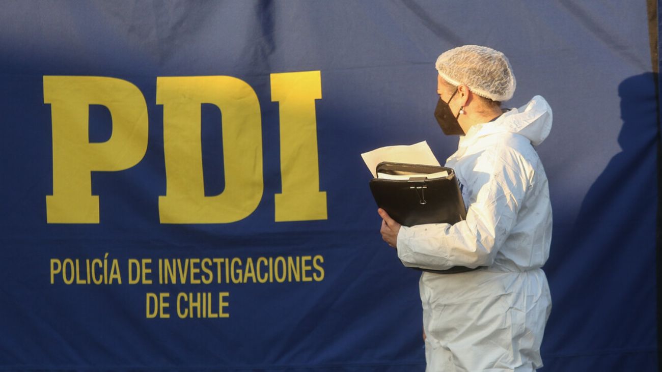 Hombre baleado y asesinado en El Bosque: PDI investiga suceso Hombre baleado y asesinado en El Bosque: PDI investiga suceso