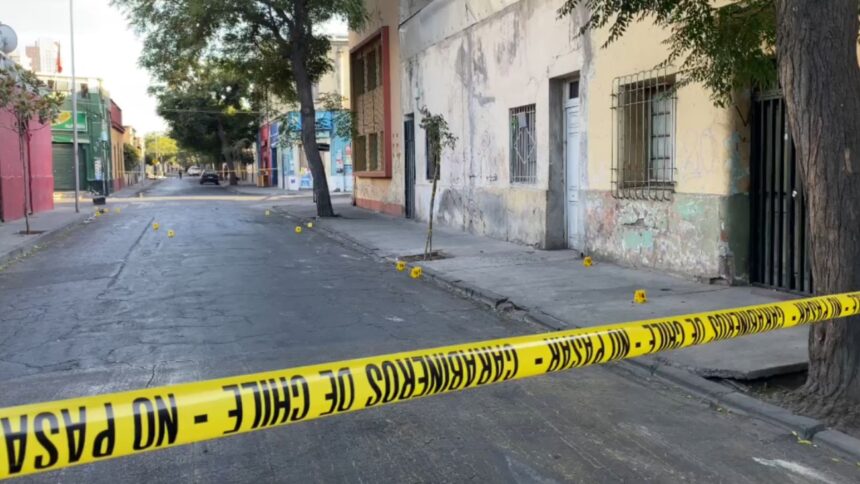 Ataque armado en Santiago deja dos heridos graves pero estables