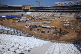 Dirección del Trabajo suspende remodelación en estadio de Universidad Católica