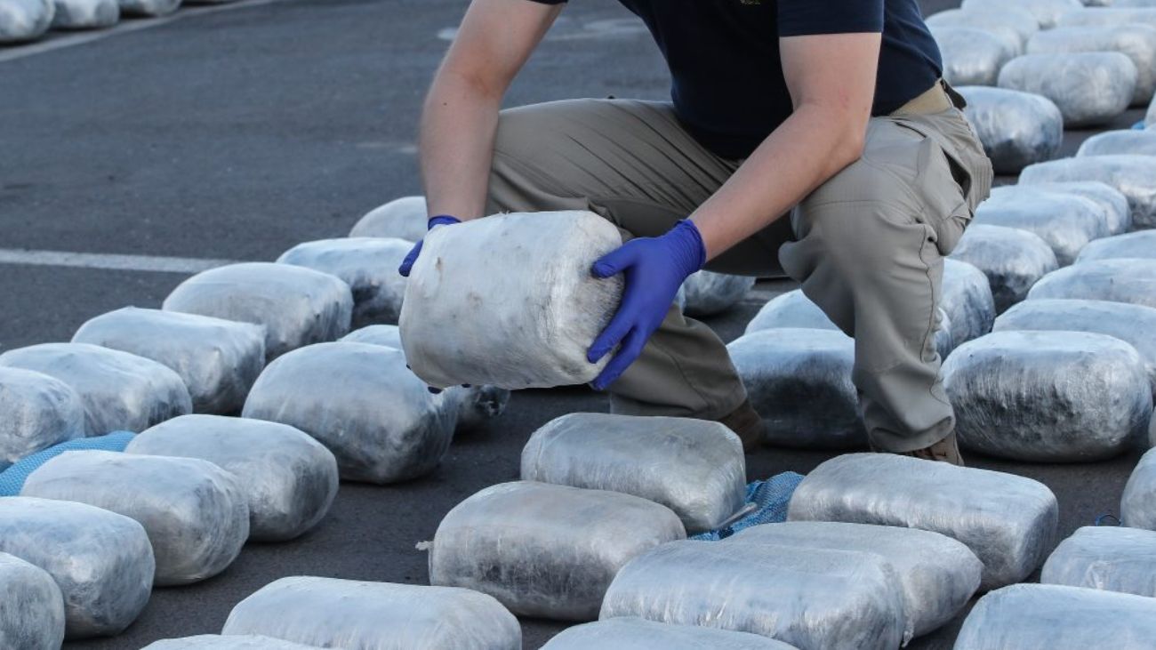 Detenidos en Puerto Cisnes por intento de narcotráfico en Aysén Detenidos en Puerto Cisnes por intento de narcotráfico en Aysén