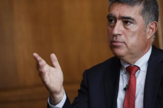 Alcalde de Santiago establece plazo definitivo para erradicar comercio ilegal