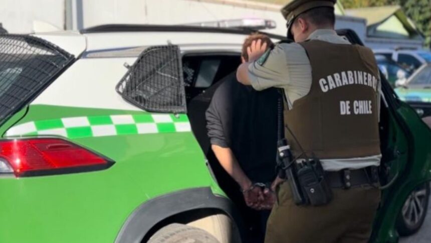 Detienen a hombre por golpear y amenazar de muerte a pareja