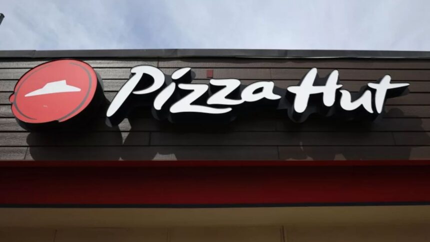 Subasta en línea de provisiones de Pizza Hut y Telepizza en Chile