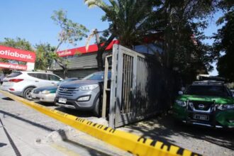 Millonario robo en sucursal de Scotiabank aprovechando corte de luz