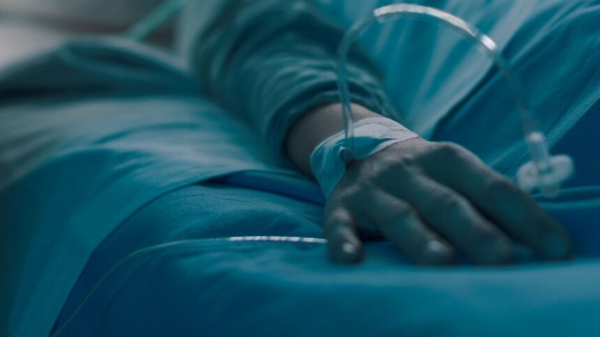 Investigan muertes electrodependientes tras megacorte eléctrico en Chile