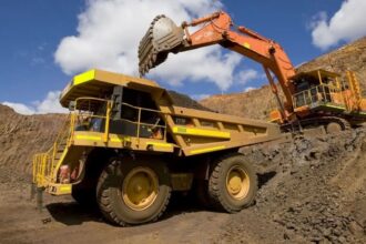 Cambios normativos para formalizar la minería en Perú: más de 25 mil mineros podrían legalizarse