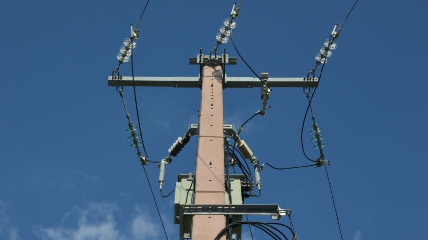 Persisten problemas de electricidad en Maipú después del apagón en Chile