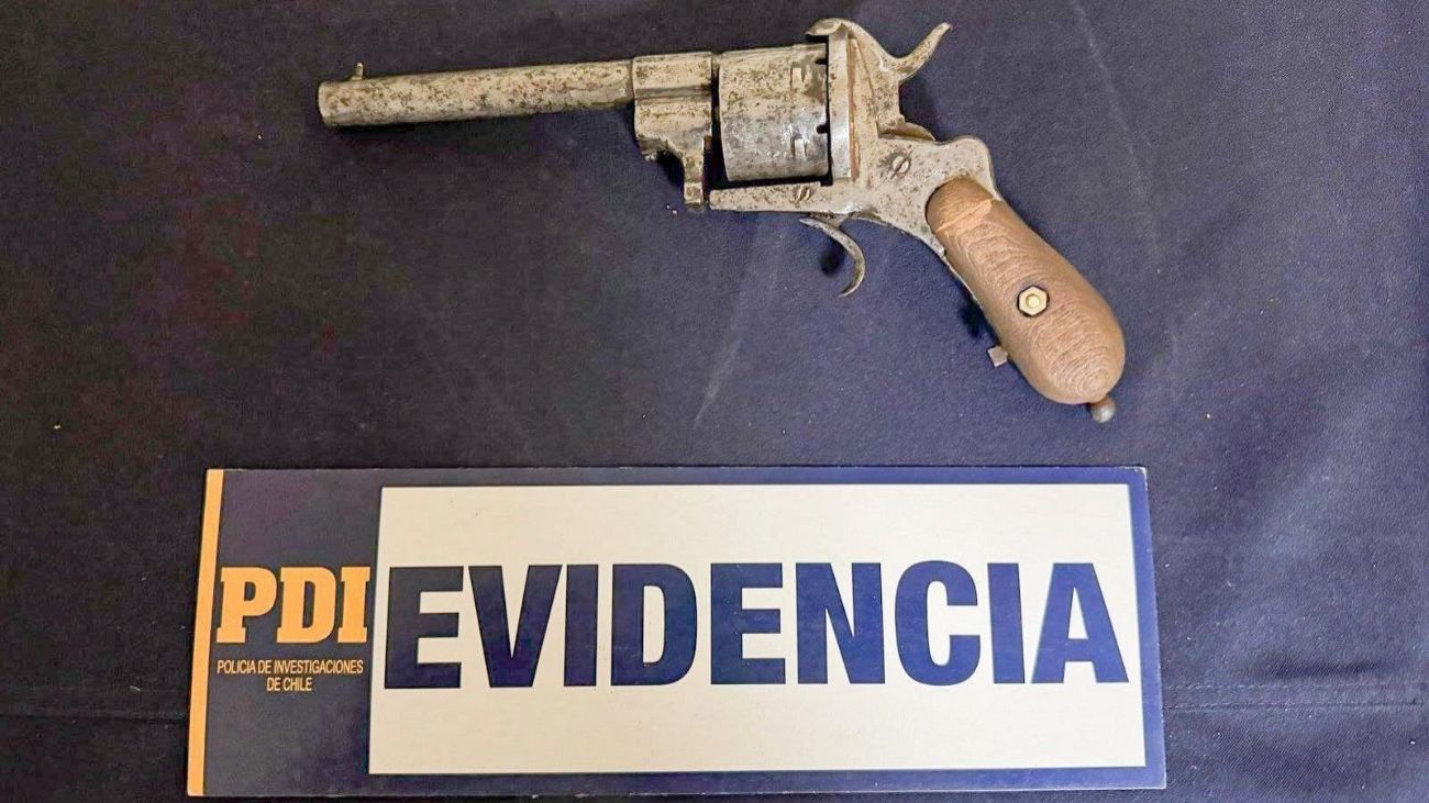 Hallazgo sorprendente: recuperan histórico revolver de la Guerra del Pacífico Hallazgo sorprendente: recuperan histórico revolver de la Guerra del Pacífico