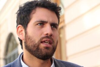 Exigen sanciones y compensaciones justas por apagón masivo en Chile