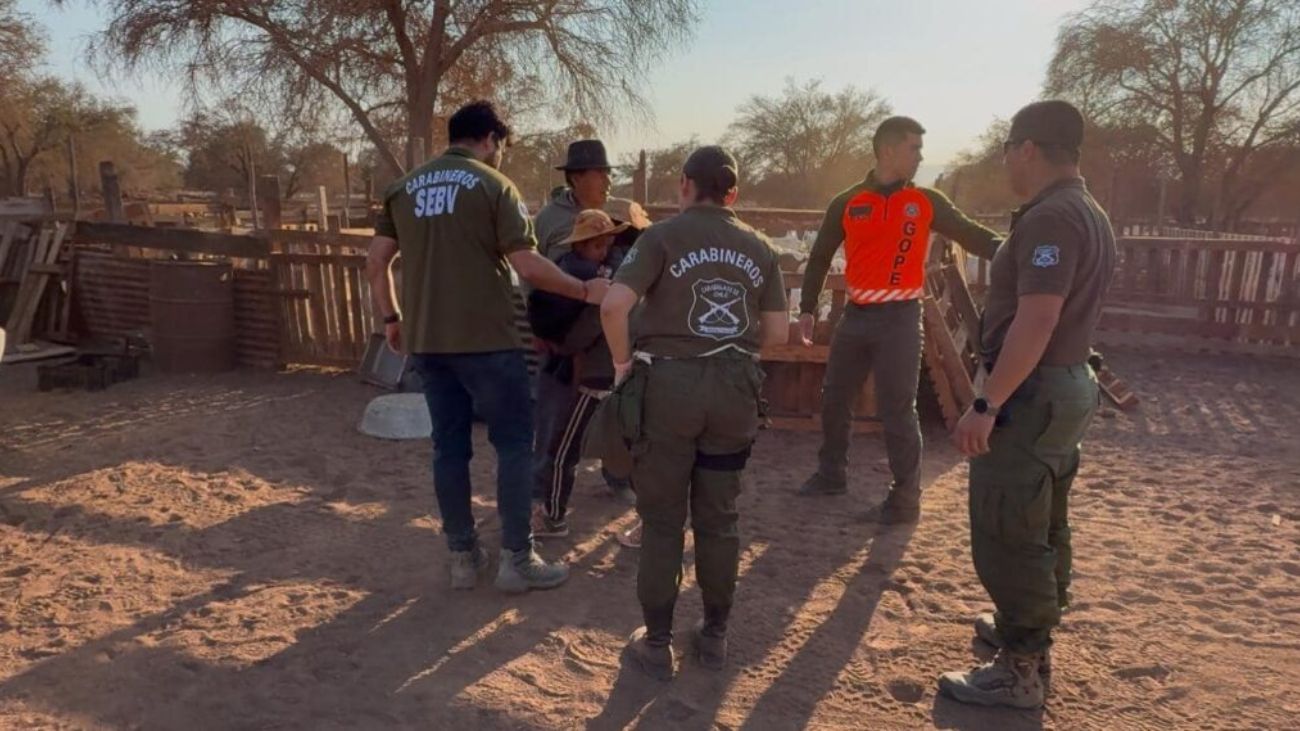 Madre del niño desaparecido en Tarapacá detenida por abandono y maltrato Madre del niño desaparecido en Tarapacá detenida por abandono y maltrato