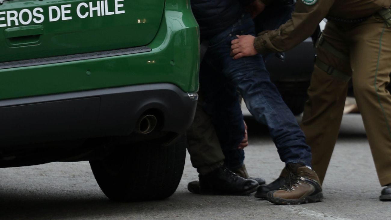 Detenido por amenazas y vandalismo: acusado de atacar alcalde de Curicó