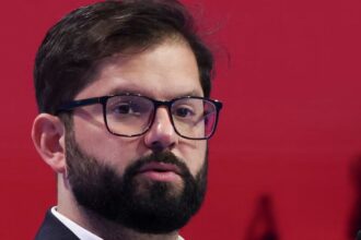 Gabriel Boric defiende su Gobierno ante críticas por corte de luz