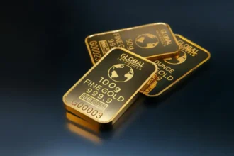 Oro en lingotes alcanzaría US$3,200 en próximos trimestres por guerra comercial