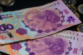 Las monedas latinoamericanas se fortalecen ante el dólar: encuesta revela tendencia