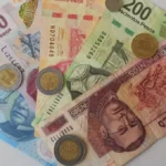 Tensión internacional influye en depreciación del peso mexicano ante el dólar