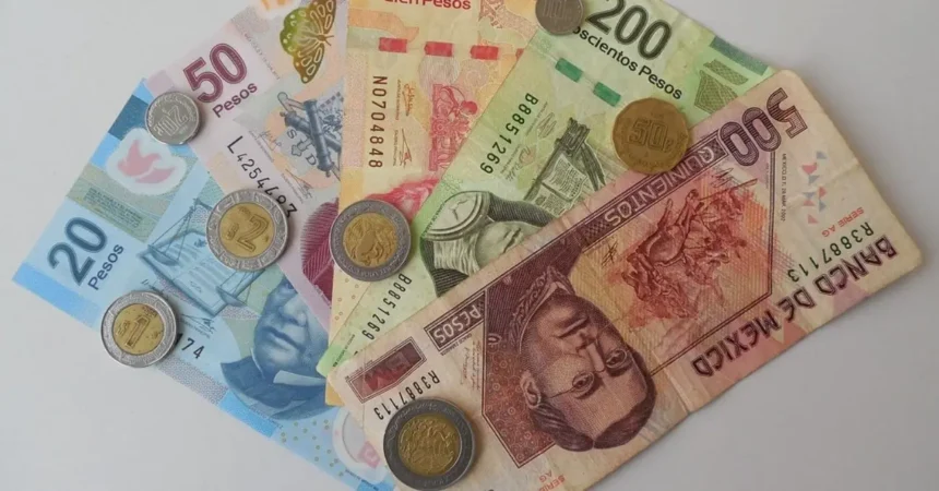 Tensión internacional influye en depreciación del peso mexicano ante el dólar