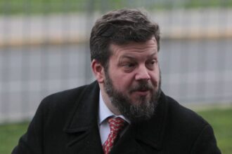 Conflicto entre la presidenta de la Cámara de Diputados: sugerencia de renuncia