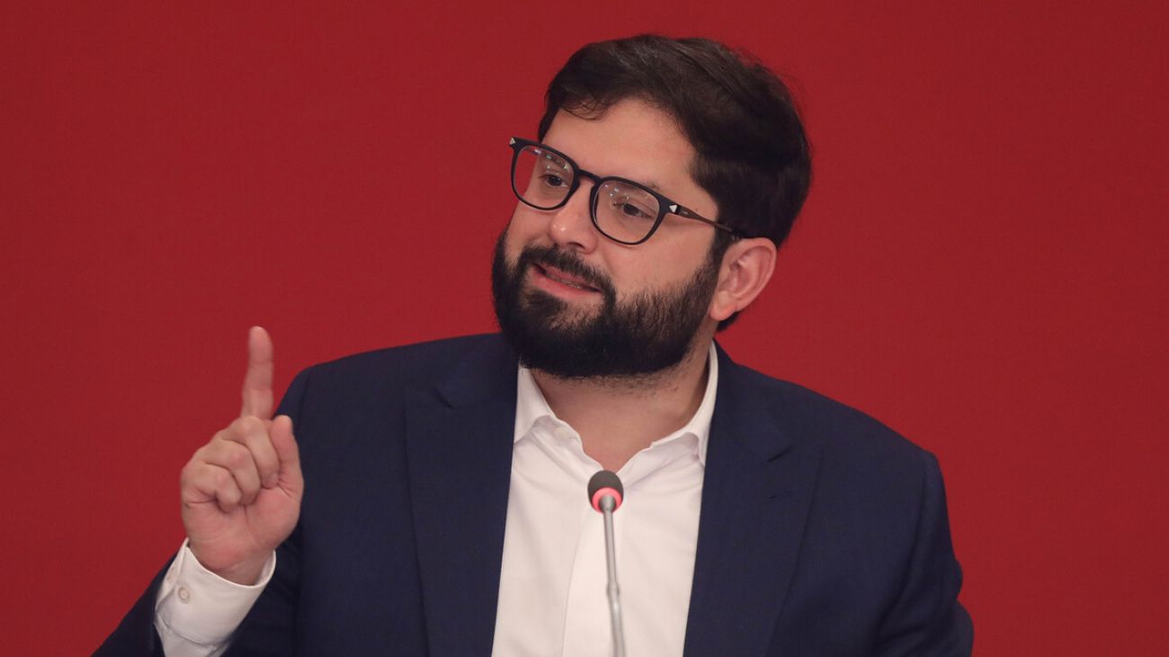 El Presidente Boric defiende el crecimiento económico de Chile ante críticas El Presidente Boric defiende el crecimiento económico de Chile ante críticas