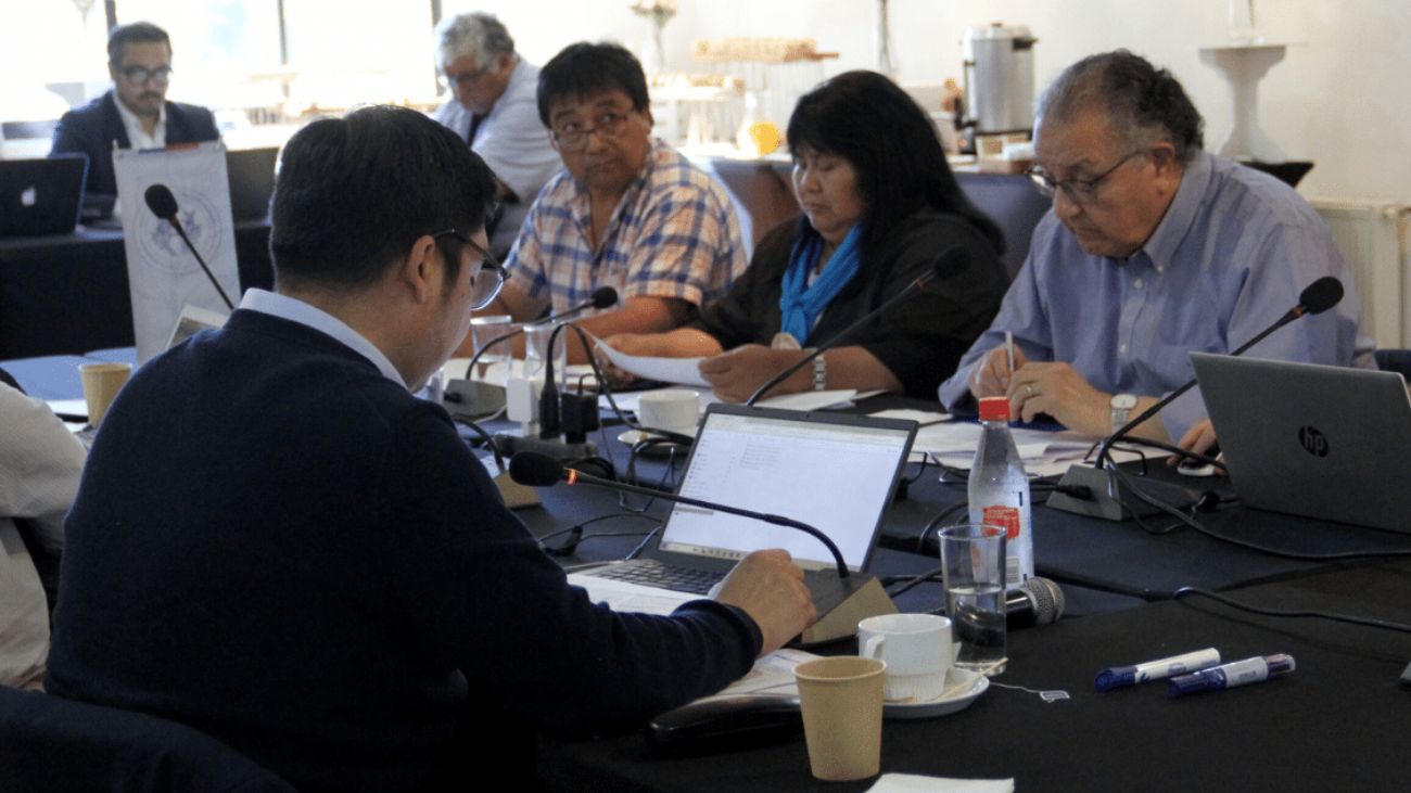 Parlamentarios urgen conclusiones en la Comisión Presidencial para La Paz Parlamentarios urgen conclusiones en la Comisión Presidencial para La Paz