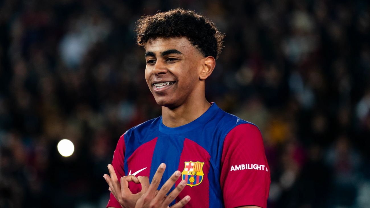 Lamine Yamal: El Futuro del Fútbol más Allá de las Comparaciones Lamine Yamal: El Futuro del Fútbol más Allá de las Comparaciones