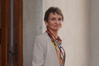 Carolina Tohá se postula como candidata presidencial en Chile