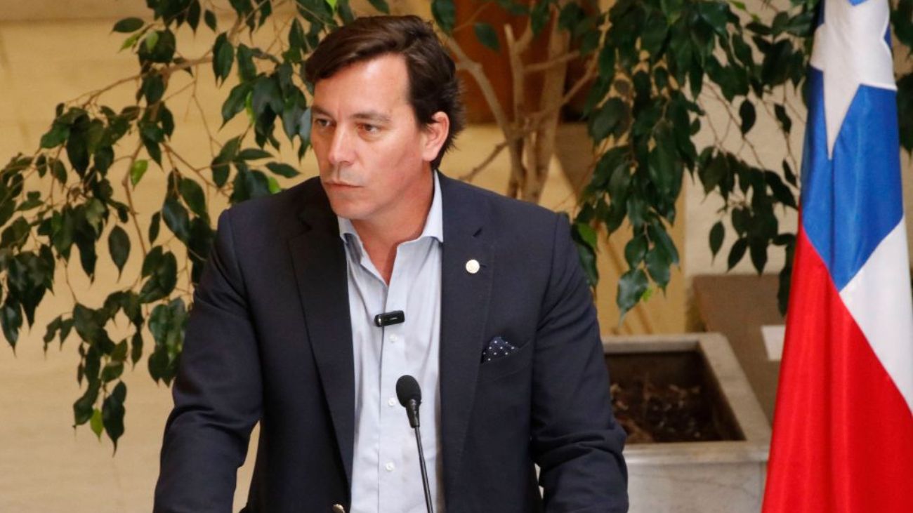 Cristián Labbé se une al Partido Nacional Libertario: un cambio político significativo