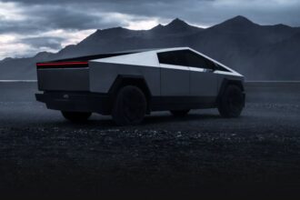 Tesla Cybertruck: ¿Vale la pena invertir en paneles solares extras?