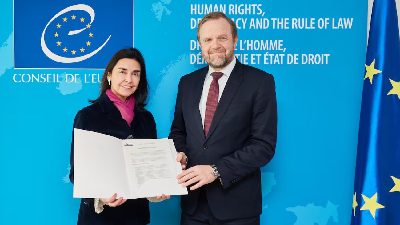 Chile deposita adhesión al Convenio Europeo de Extradición en Estrasburgo Chile deposita adhesión al Convenio Europeo de Extradición en Estrasburgo