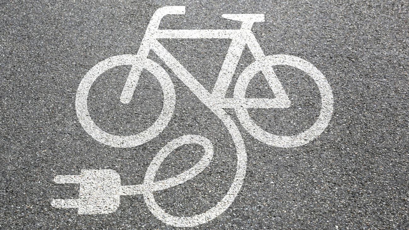Auge de las bicicletas eléctricas: futuro sostenible de la movilidad urbana