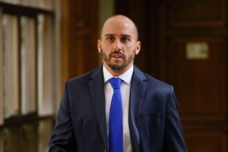 Proyecto de ley propone endurecer penas para menores delincuentes en Chile