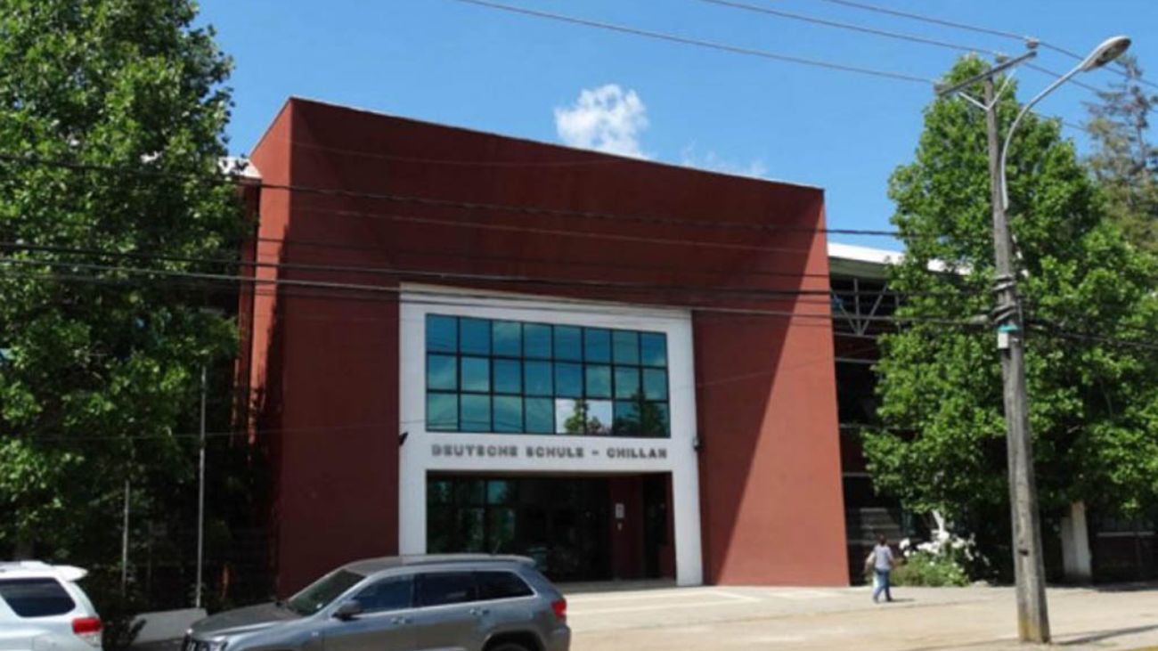 Absuelven a miembros del Colegio Alemán de Chillán acusados de desacato Absuelven a miembros del Colegio Alemán de Chillán acusados de desacato