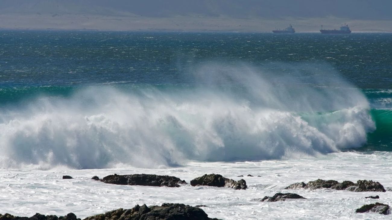 Aviso de Marejadas en la Costa Norte de Chile: ¡Precaución! Aviso de Marejadas en la Costa Norte de Chile: ¡Precaución!
