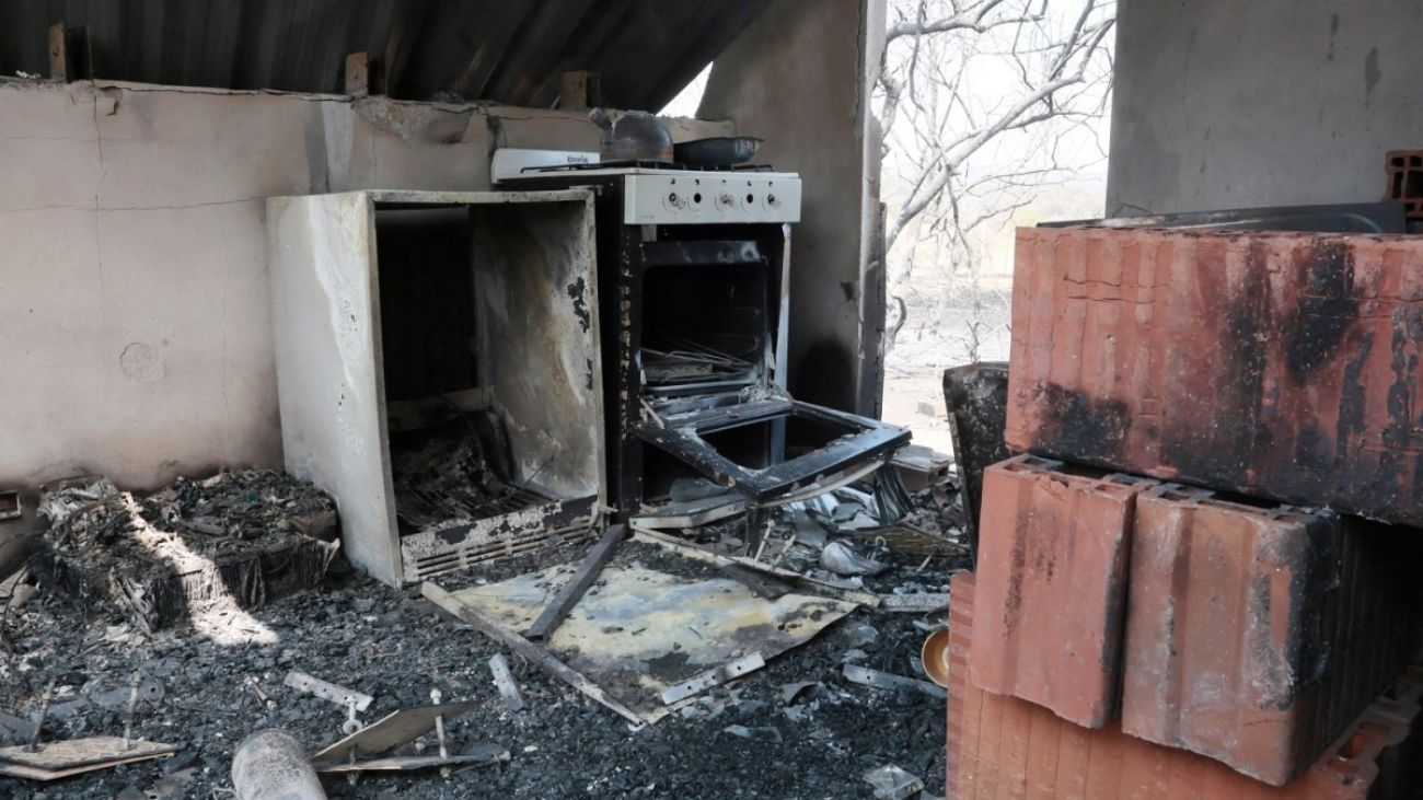 Trágico incendio en Lagomarsino: mujer intenta quemar a su novio infiel
