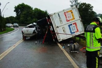 Trágico accidente en la carretera T-204: una persona fallecida y tres heridos graves