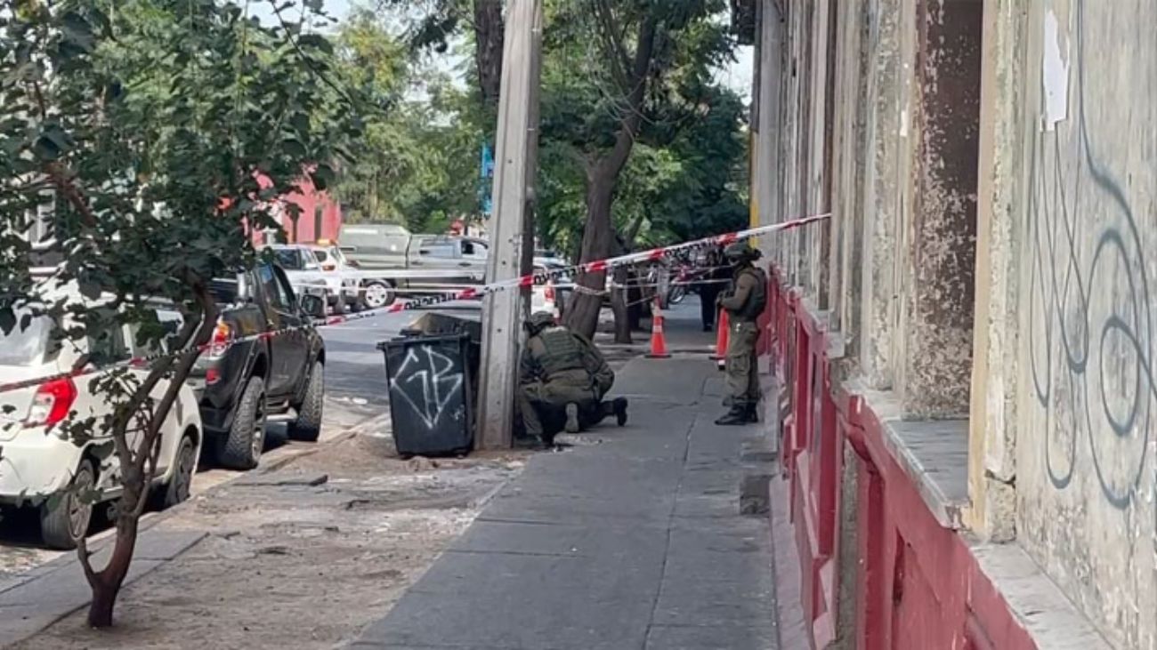 Granada falsa moviliza a Carabineros en Independencia, era solo un encendedor Granada falsa moviliza a Carabineros en Independencia, era solo un encendedor