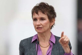 Carolina Tohá gana terreno en encuestas presidenciales hacia primarias amplias