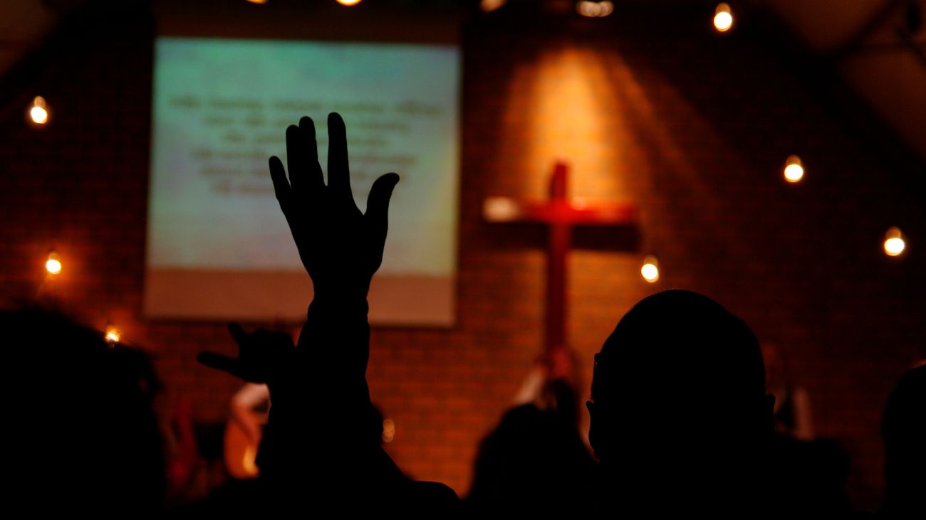 Ruidos molestos de iglesia en Santiago Centro afectan descanso dominical Ruidos molestos de iglesia en Santiago Centro afectan descanso dominical