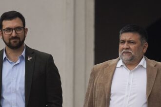 Carlos Durán y Miguel Crispi comparecen ante comisión por caso Monsalve