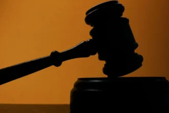 Condenan a 23 integrantes de banda La empresa por usura en Chile