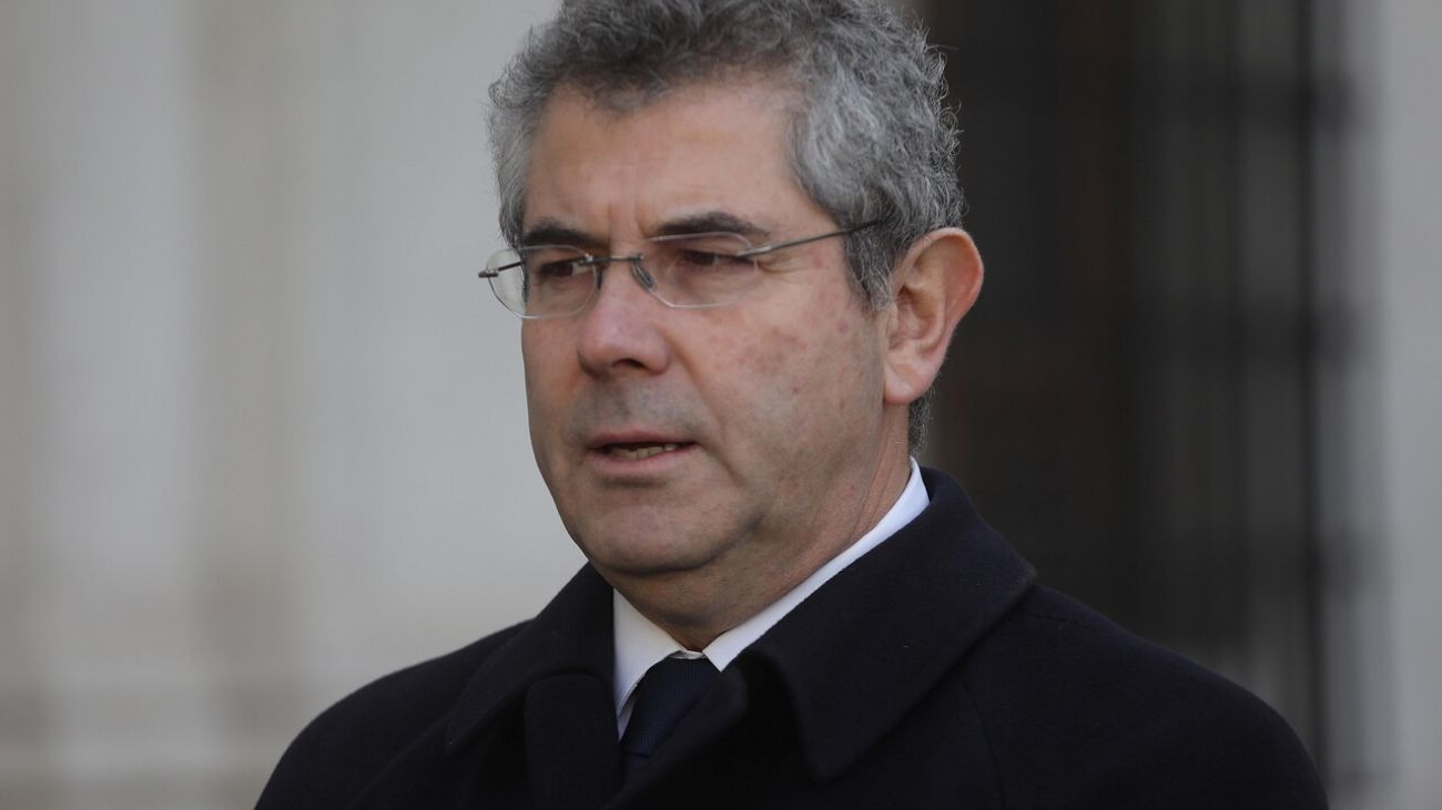 Revelan vínculos entre Yang, diputado y abogado investigado por caso SQM Revelan vínculos entre Yang, diputado y abogado investigado por caso SQM