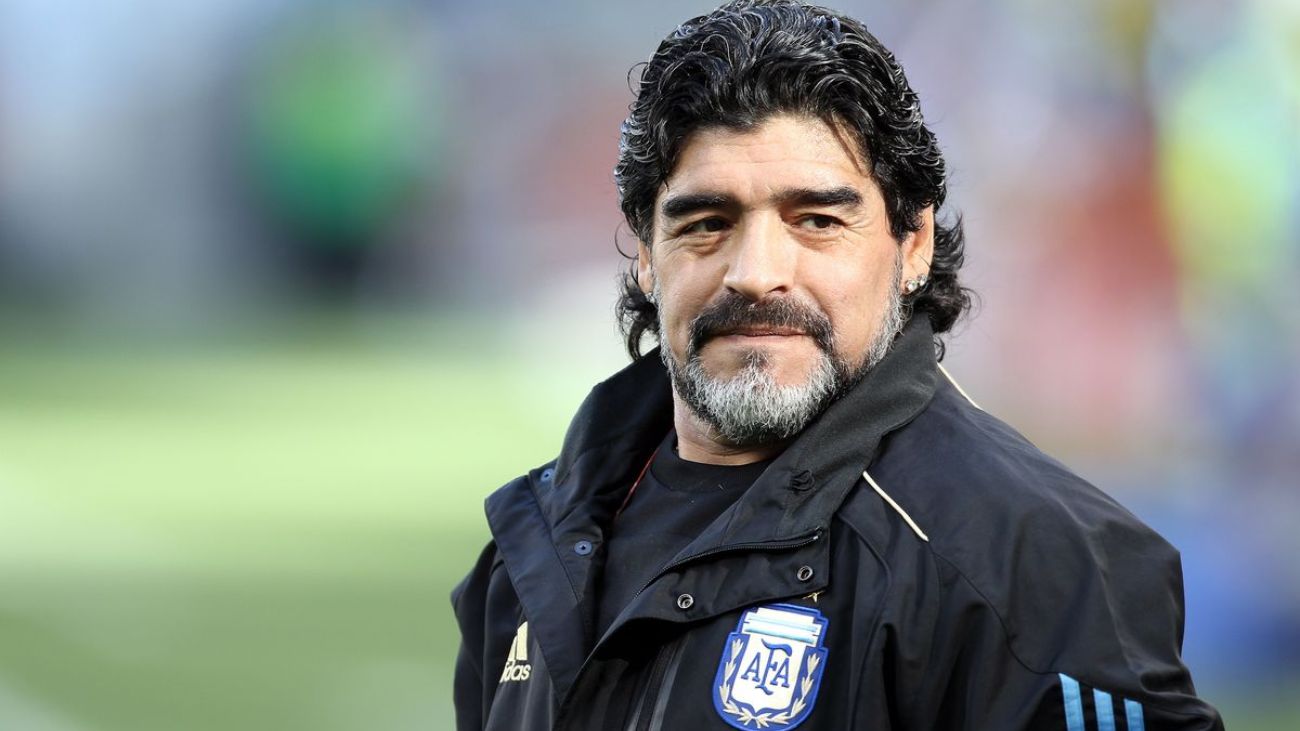 Inicio del juicio por la muerte de Maradona: 7 acusados en juicio Inicio del juicio por la muerte de Maradona: 7 acusados en juicio