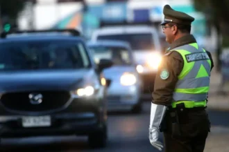 Restricción vehicular 2025 en Santiago: medidas para reducir contaminación en invierno