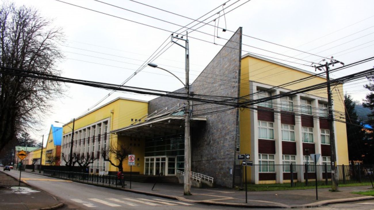 Liceo Pablo Neruda de Temuco activa protocolos de seguridad ante amenaza grave