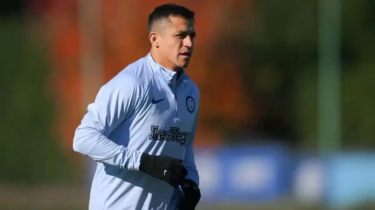 Sánchez relegado al banquillo: ¿Rotación justificada o injusta? Sánchez relegado al banquillo: ¿Rotación justificada o injusta?