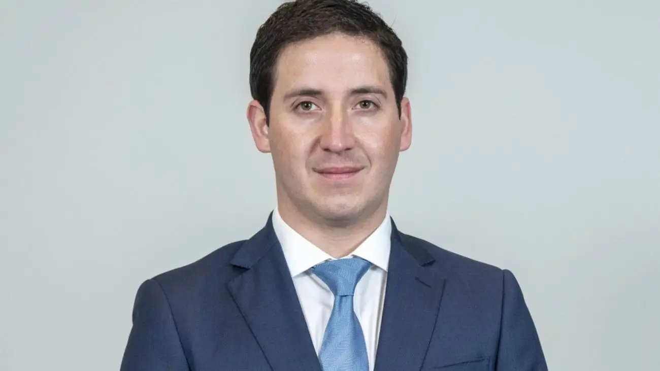 Exadministador municipal formalizado por negociación incompatible: Detalles y medidas cautelares Exadministador municipal formalizado por negociación incompatible: Detalles y medidas cautelares